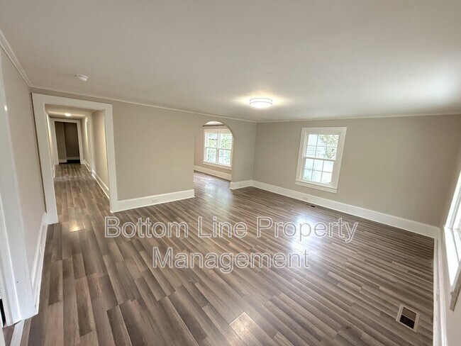 Photo - 1429 W Horah St