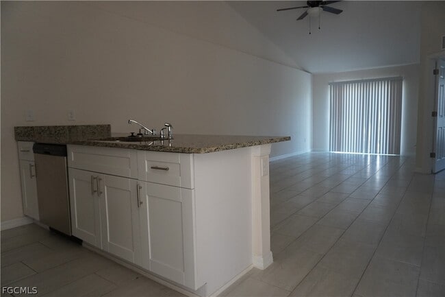 Photo - 4351 Country Club Blvd