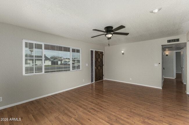 Photo - 2115 E Fairfield St