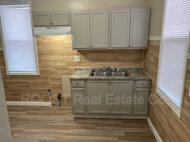 Photo - 15 Vernon Ave