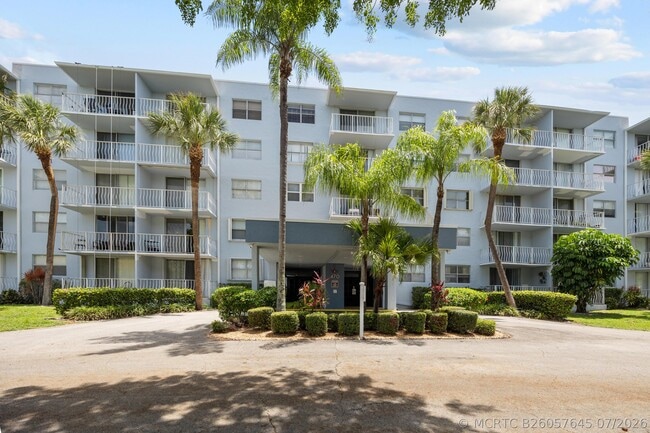 470 Executive Center Dr Unidad 5b