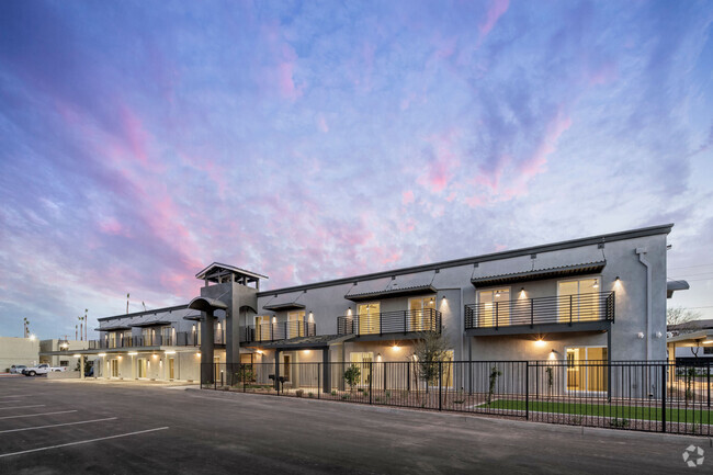 Building Photo - Atrium Lofts