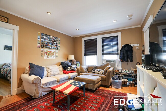 Photo - 1718 Commonwealth Ave Unidad 8