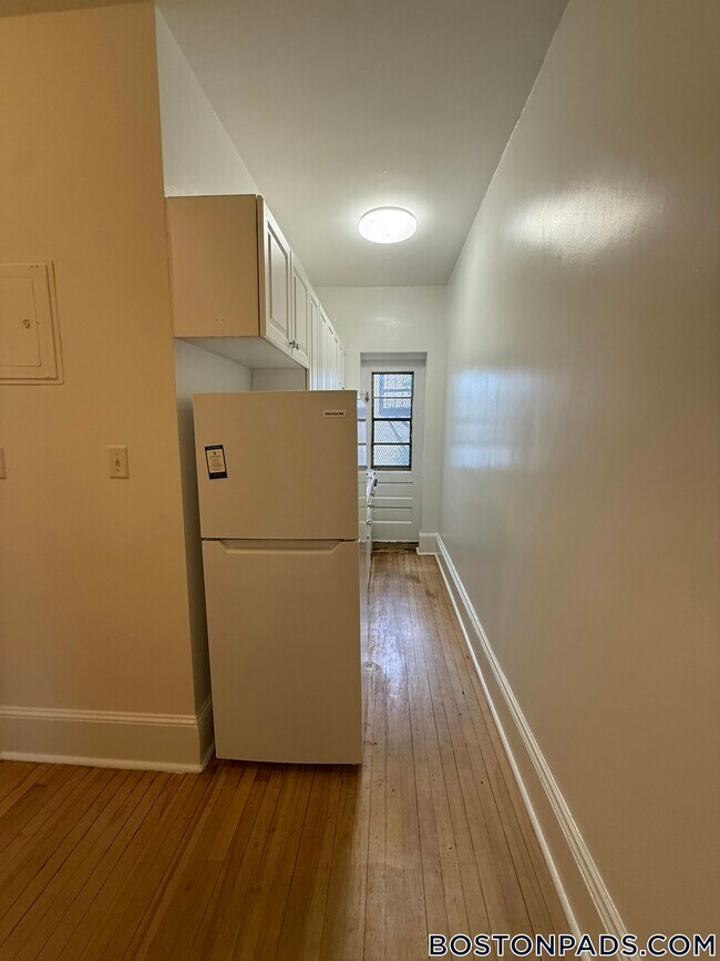 Photo - 1539 Beacon St Unit 15