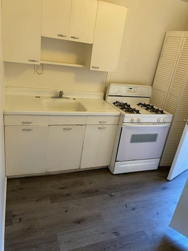 Photo - Maple 1 Unit H