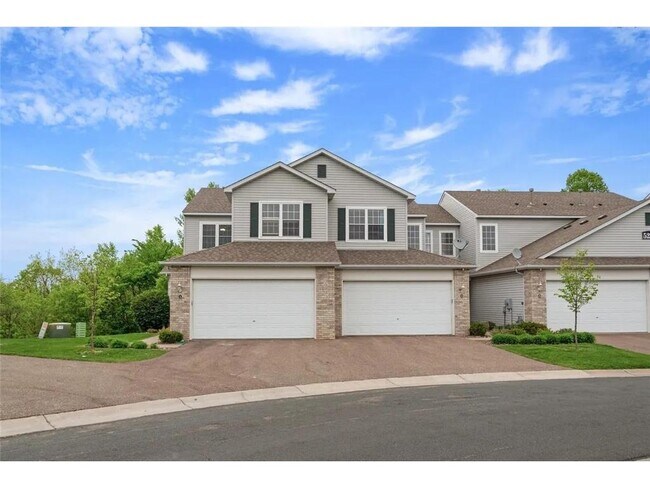 Photo - 5225 Holly Ln N