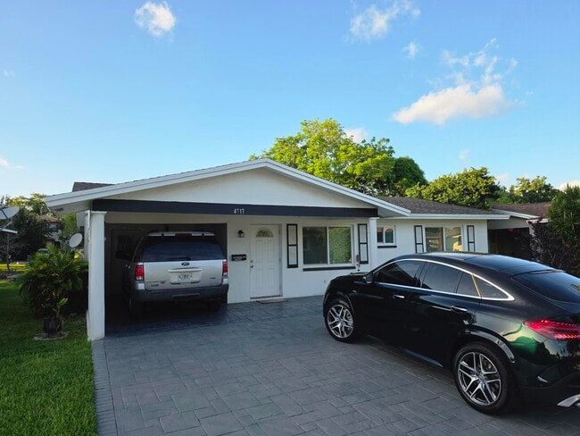 Photo - 4717 NW 58th St