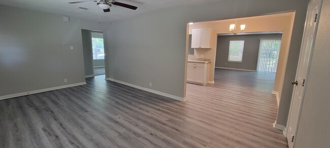 Front sunroom