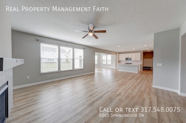 8861 Springbrook Dr