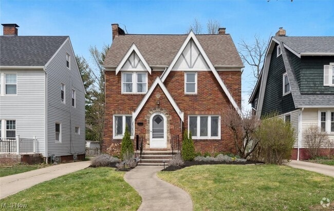 Building Photo - 3569 Silsby Rd Rental