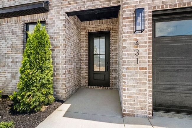 Photo - 431 Silverview Ave
