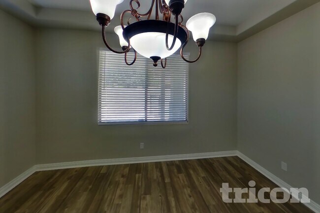 Photo - 9024 Picket Fence Ave
