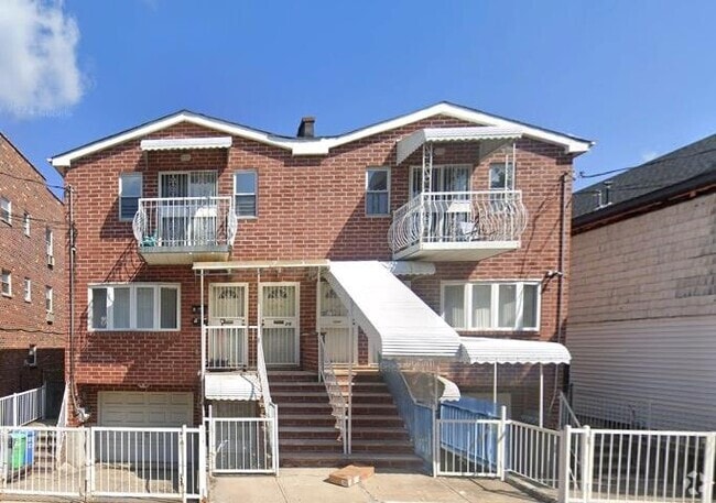Building Photo - 66-15 52nd Ave Rental