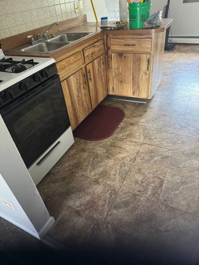 Photo - 14737 Kilpatrick Ave