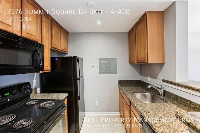 Photo - 3176 Summit Square Dr Unit 4-A10