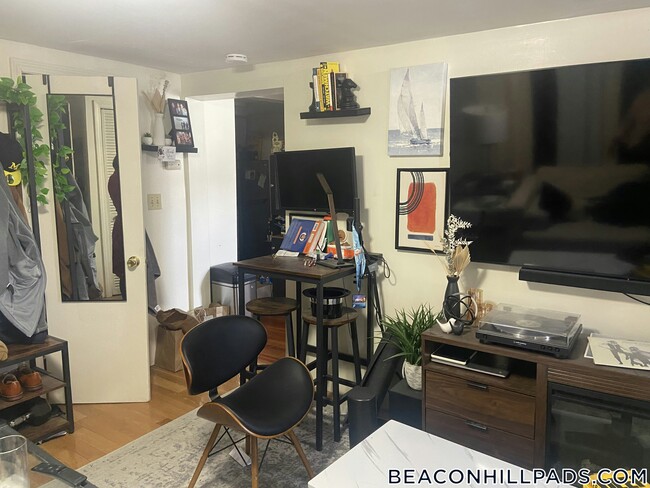 Photo - 232 Cambridge St Unit 5