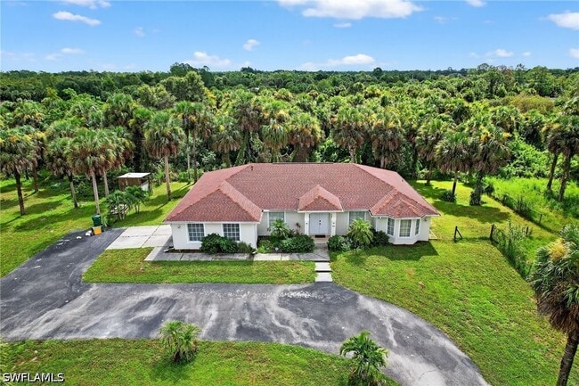 Building Photo - 850 29th St SW