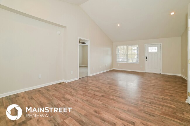 Photo - 187 Sandy Cir