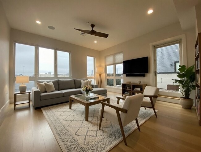 Photo - 488 Dorchester Ave Unidad 2B