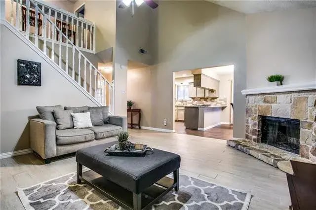 Photo - 2504 Heatherdale Dr