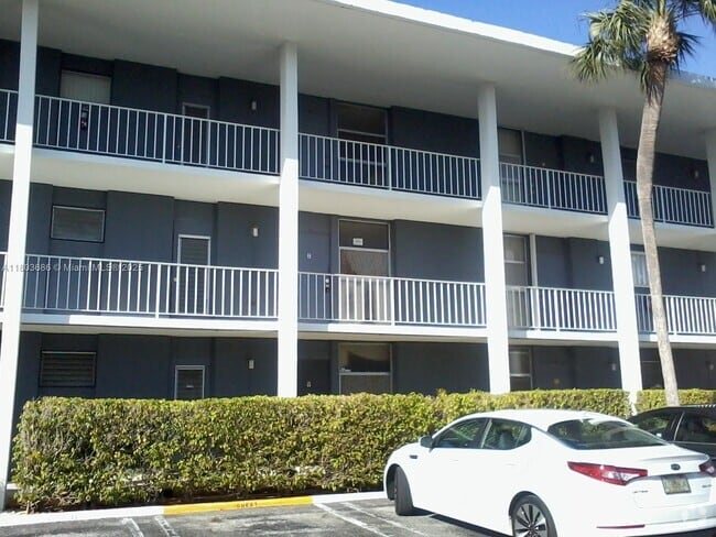 Building Photo - 777 SE 2nd Ave Unit 218 Rental