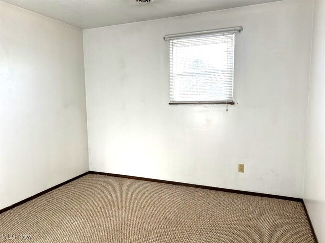 Photo - 105 Wildwood Dr Unit 6