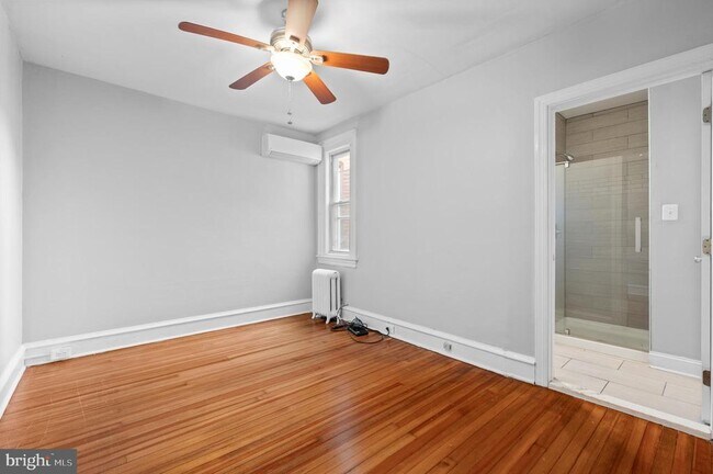 Photo - 836 W Lancaster Ave