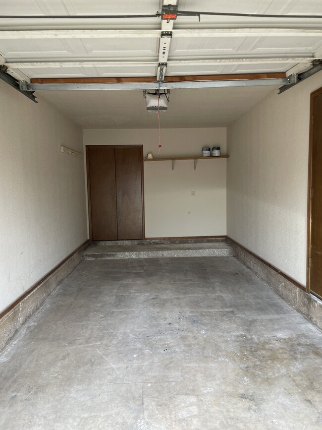 Photo - 110 N Baumann Ave