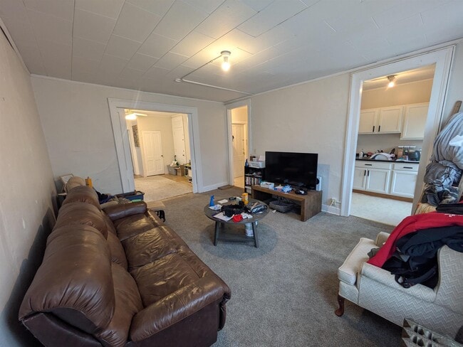 Photo - 15 W Main St