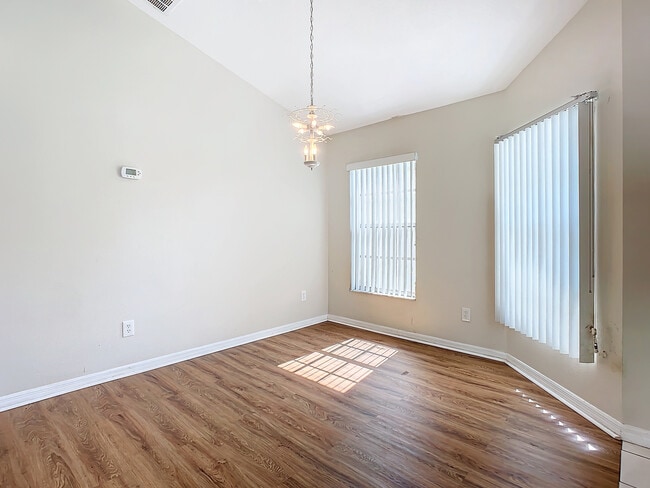 Photo - 374 Pine Springs Dr