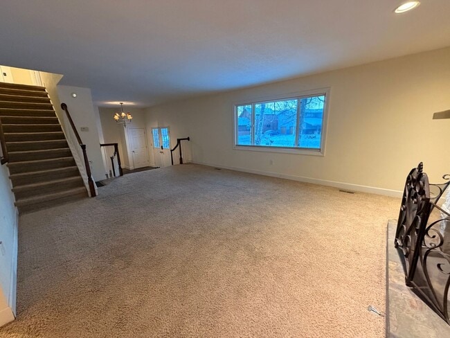 Photo - Large (5) bedroom home in a well established Anchorage neighborhood!