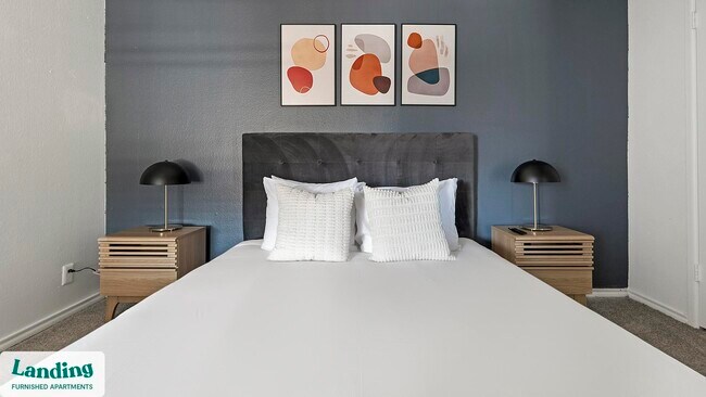 Photo - 1071 Clayton Ln Unit M1012