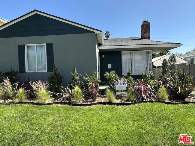 Building Photo - 1206 Greenacre Ave