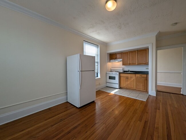 Photo - 2715 N Milwaukee Ave Unit 308