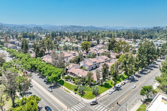 Photo - Warner Club Villas