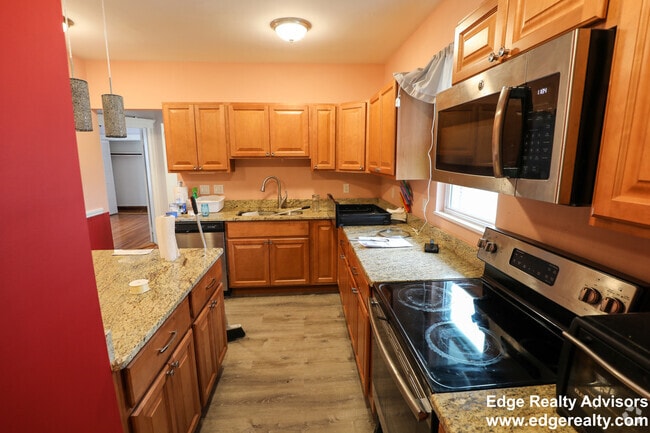 Building Photo - 14 Langley Rd Unit 1 Rental