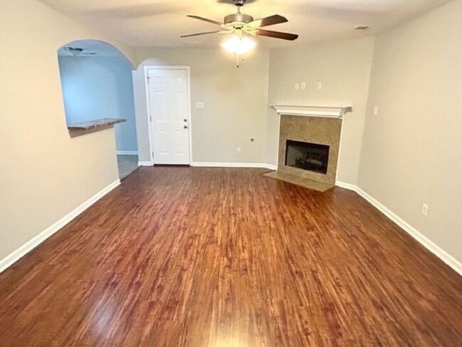 Photo - Affordable renovated 4BR home near Hacks Cross & 385