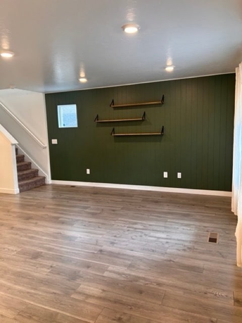 Living Room - 492 N Trident Dr