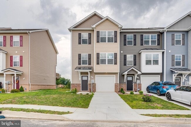 Building Photo - 85 Moses Dr