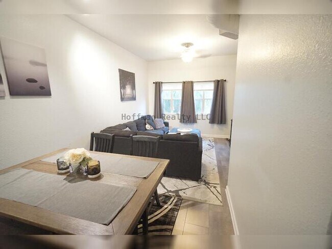 Photo - Experience the SoHo Lifestyle in the Heart... Unidad 539