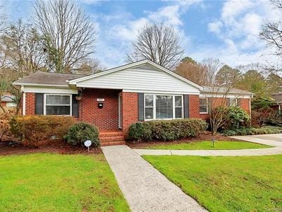 Photo - 3419 Country Club Dr