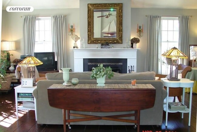 Photo - 144 Woodbine Dr