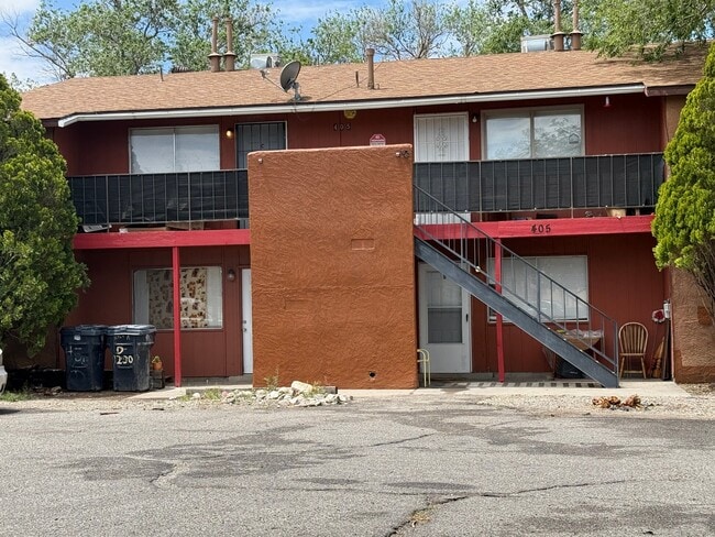 Building Photo - 405 Dorado Ct SE