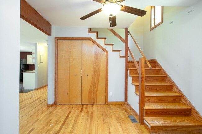 Photo - 1802 Shelor Ln
