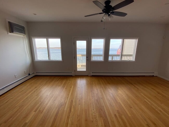 Photo - 244 Bowne St Unidad 1st Floor