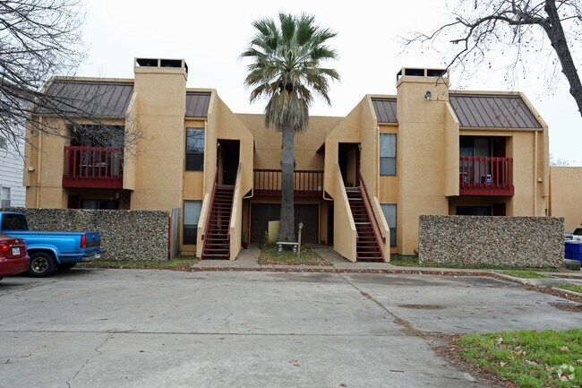 Photo - Hancock Square