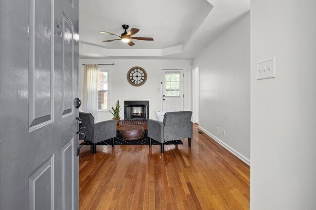 Photo - 1409 Janet Way Dr
