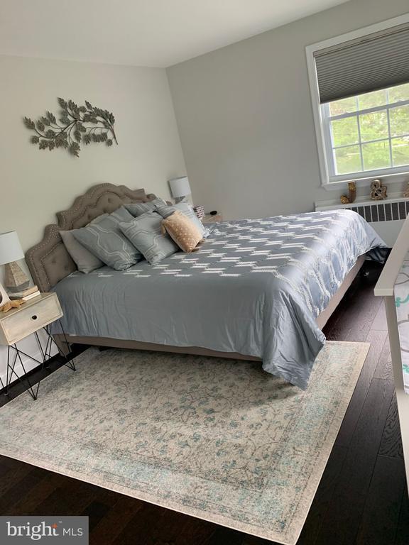 Photo - 9006 Linton St