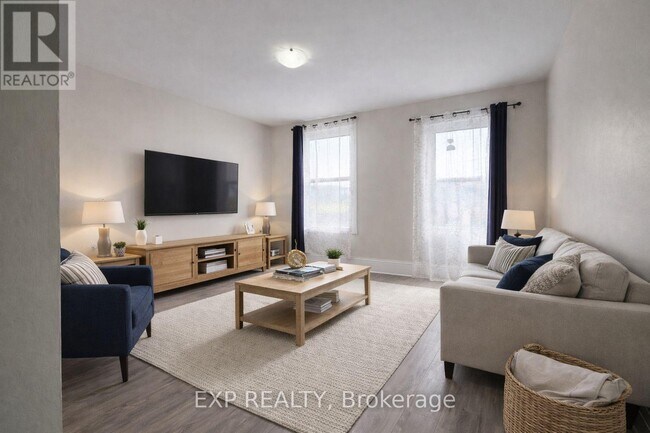 Photo - 1055 Somerset St W