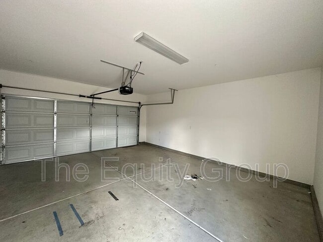 Photo - 3233 N Kent St